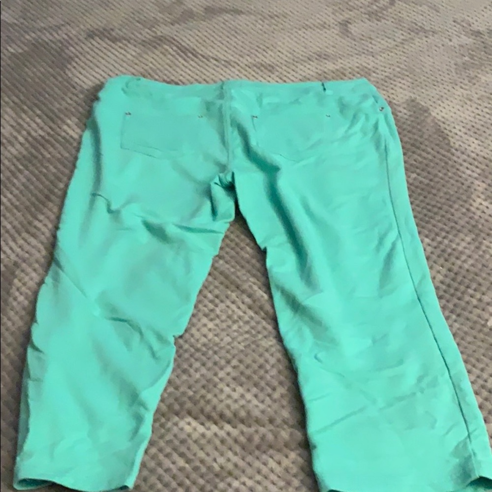 Blue capris - Picture 4 of 4